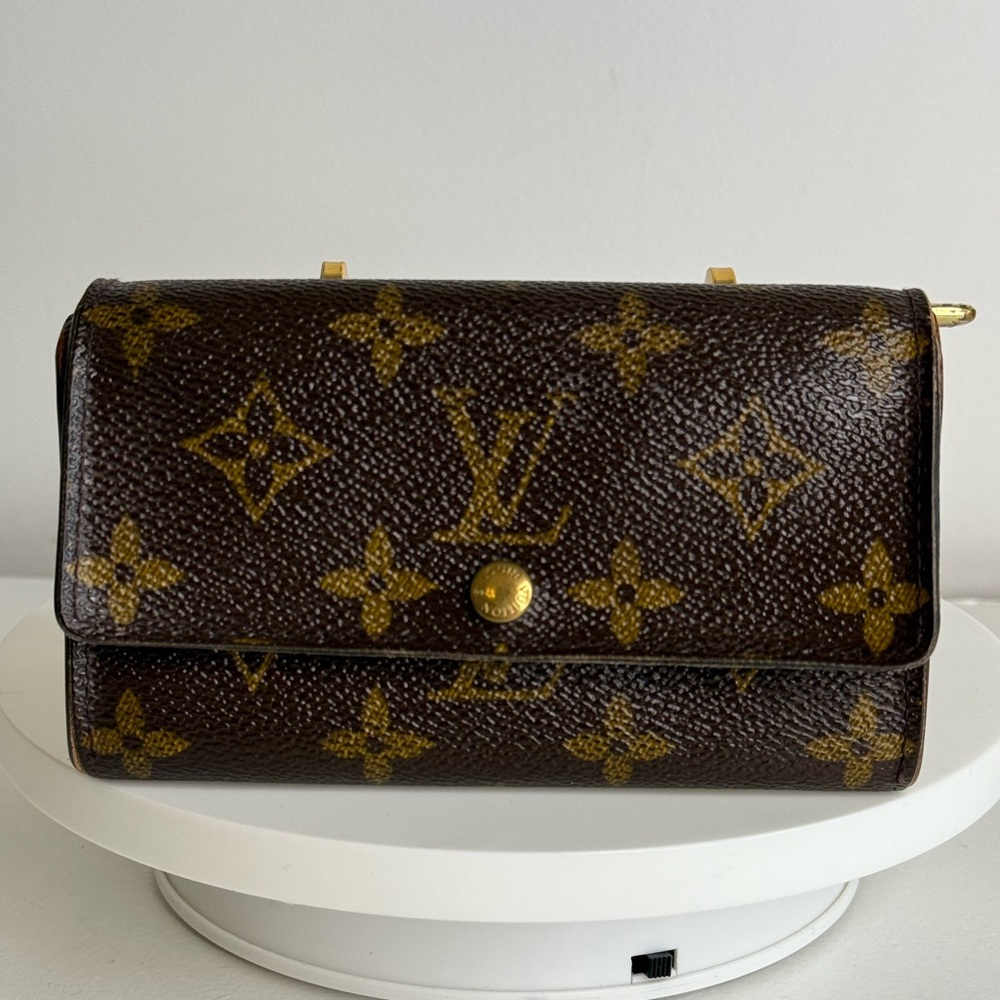 Authentic Vintage  LV Wallet